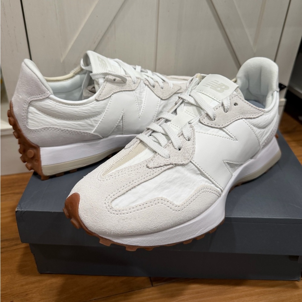 New Balance 327 White Beige Gum (Women's)